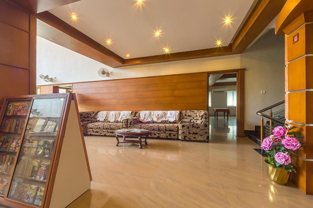 Hotel Geethu International Kovalam Kültér fotó