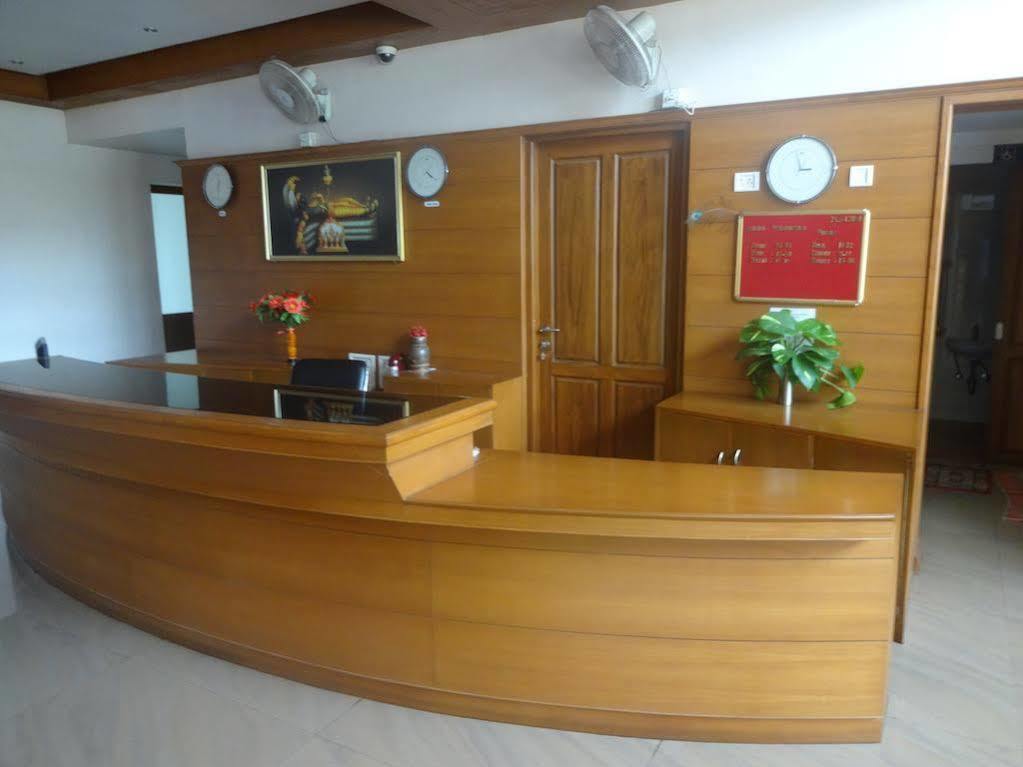 Hotel Geethu International Kovalam Kültér fotó