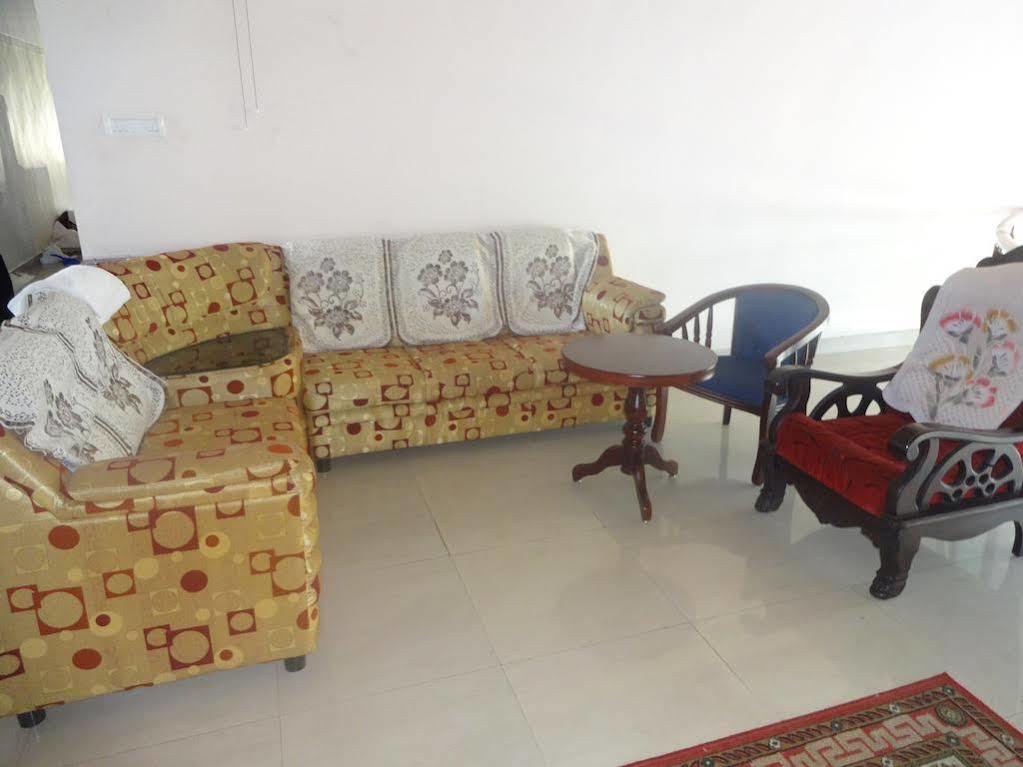 Hotel Geethu International Kovalam Kültér fotó